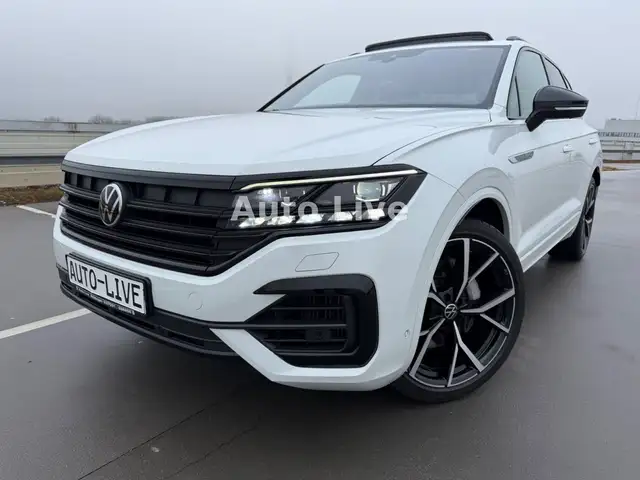 Volkswagen Touareg 3.0 TSI*R LINE*BlackS*PAN*MATRI*LUFT*VOL
