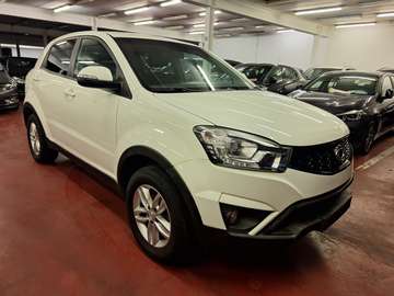 Korando 2.0i e-XGi200 2WD Crystal