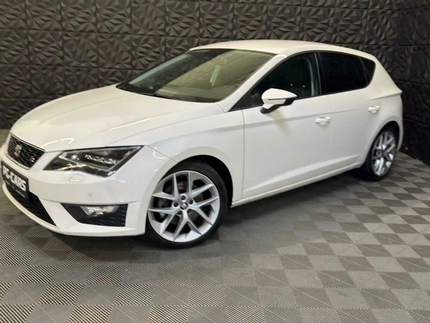 SEAT Leon 2.0 TDI FR Weiß - 2