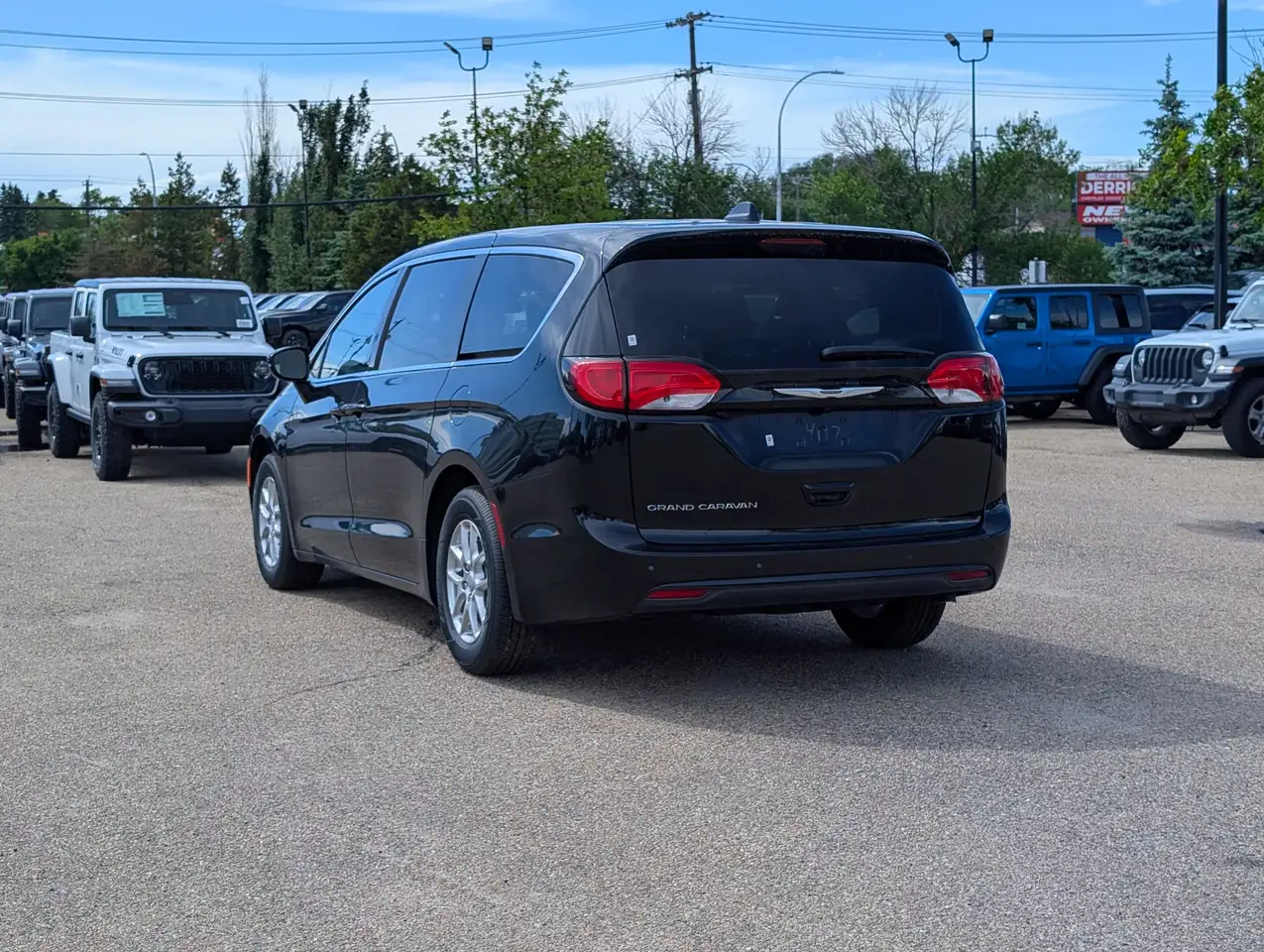 Chrysler Grand Caravan снимка Chrysler Grand Caravan