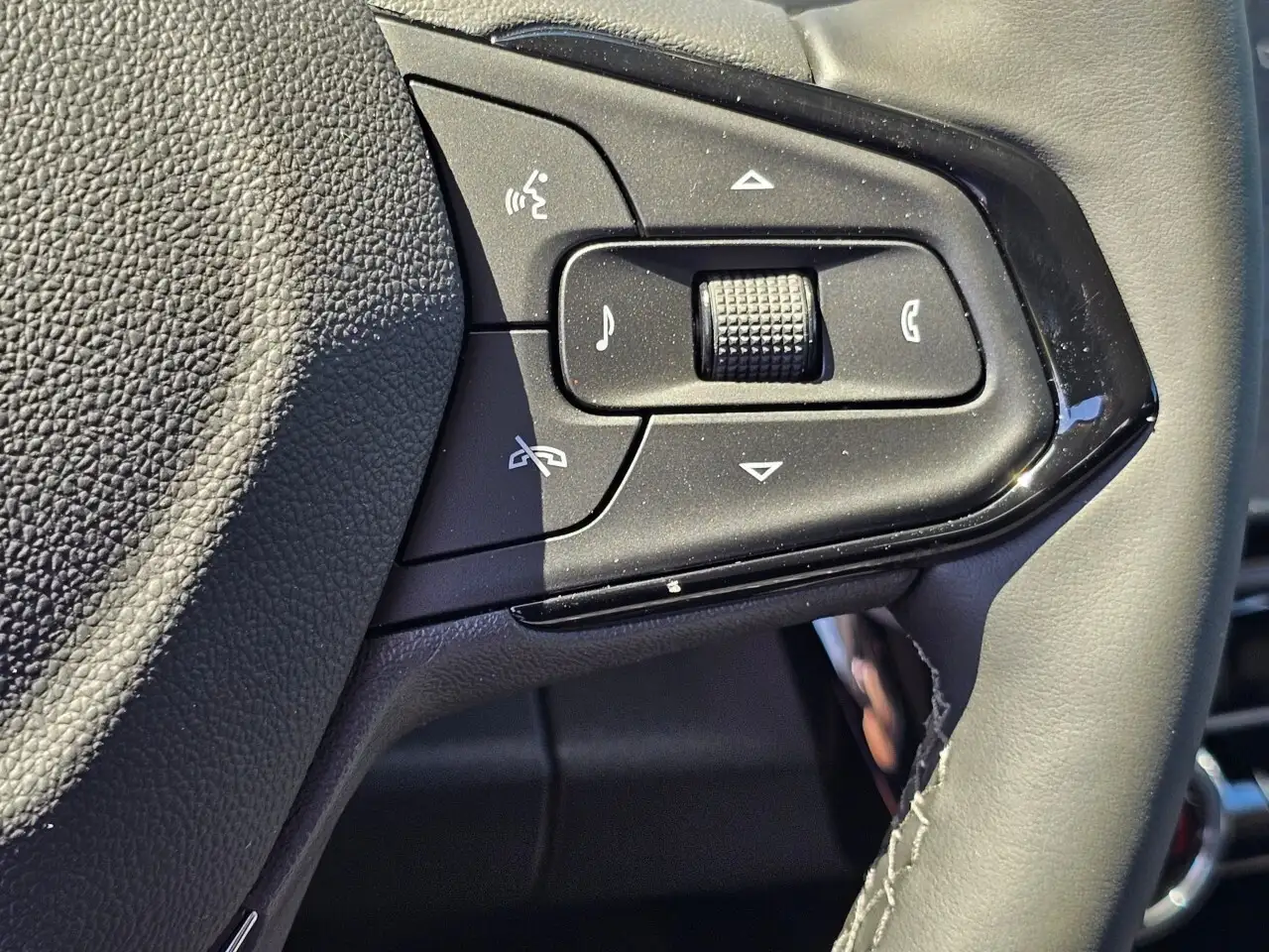 Chevrolet Bolt снимка Chevrolet Bolt