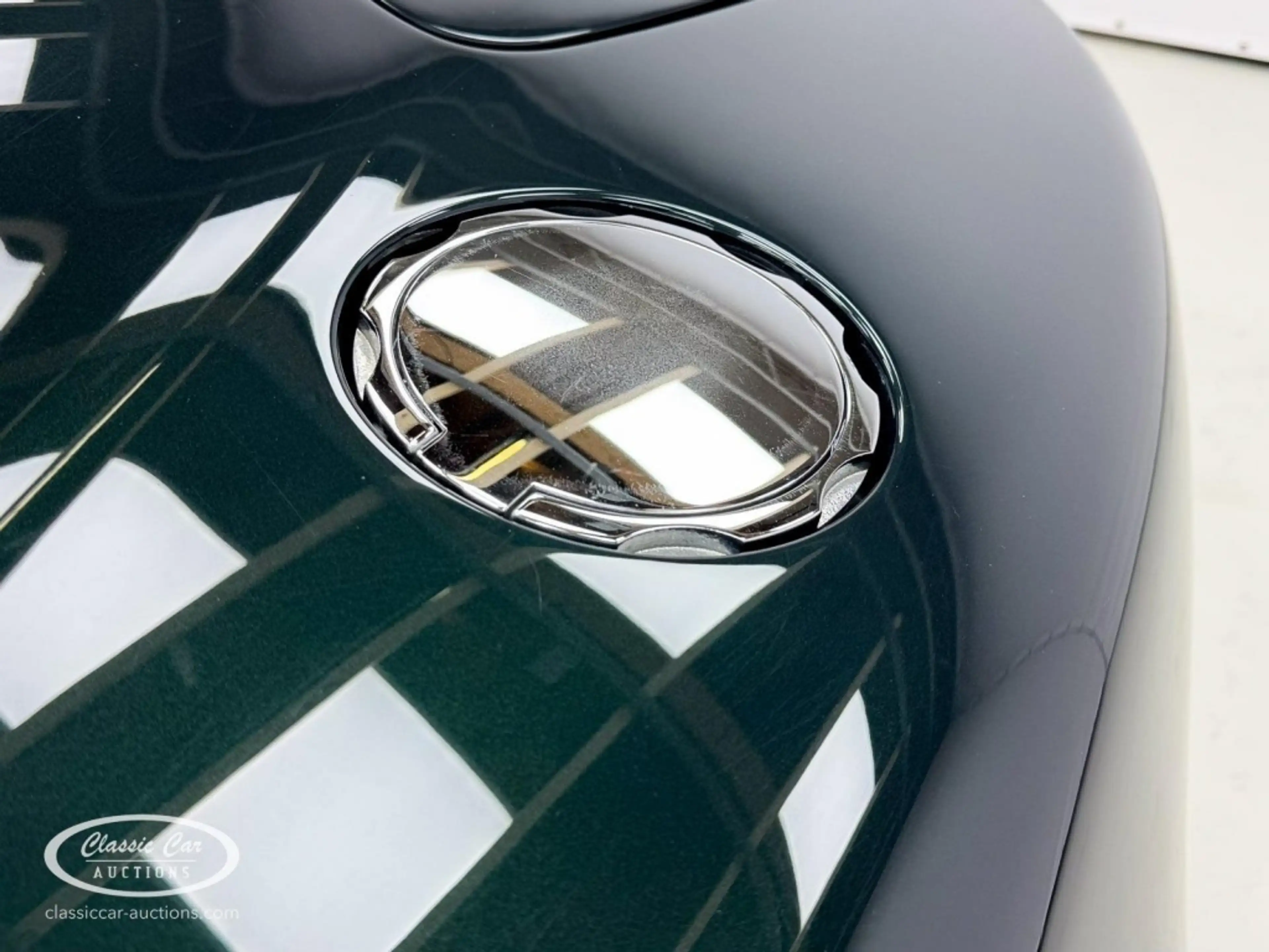 Aston Martin Vanquish V12  5.9 - ONLINE AUCTION — photo 13