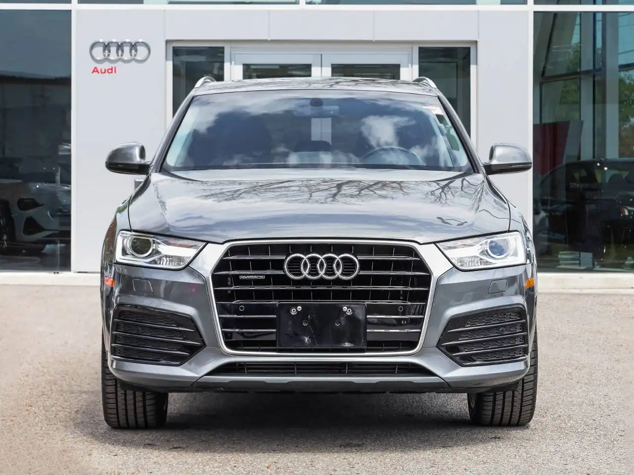 Audi Q3 снимка Audi Q3