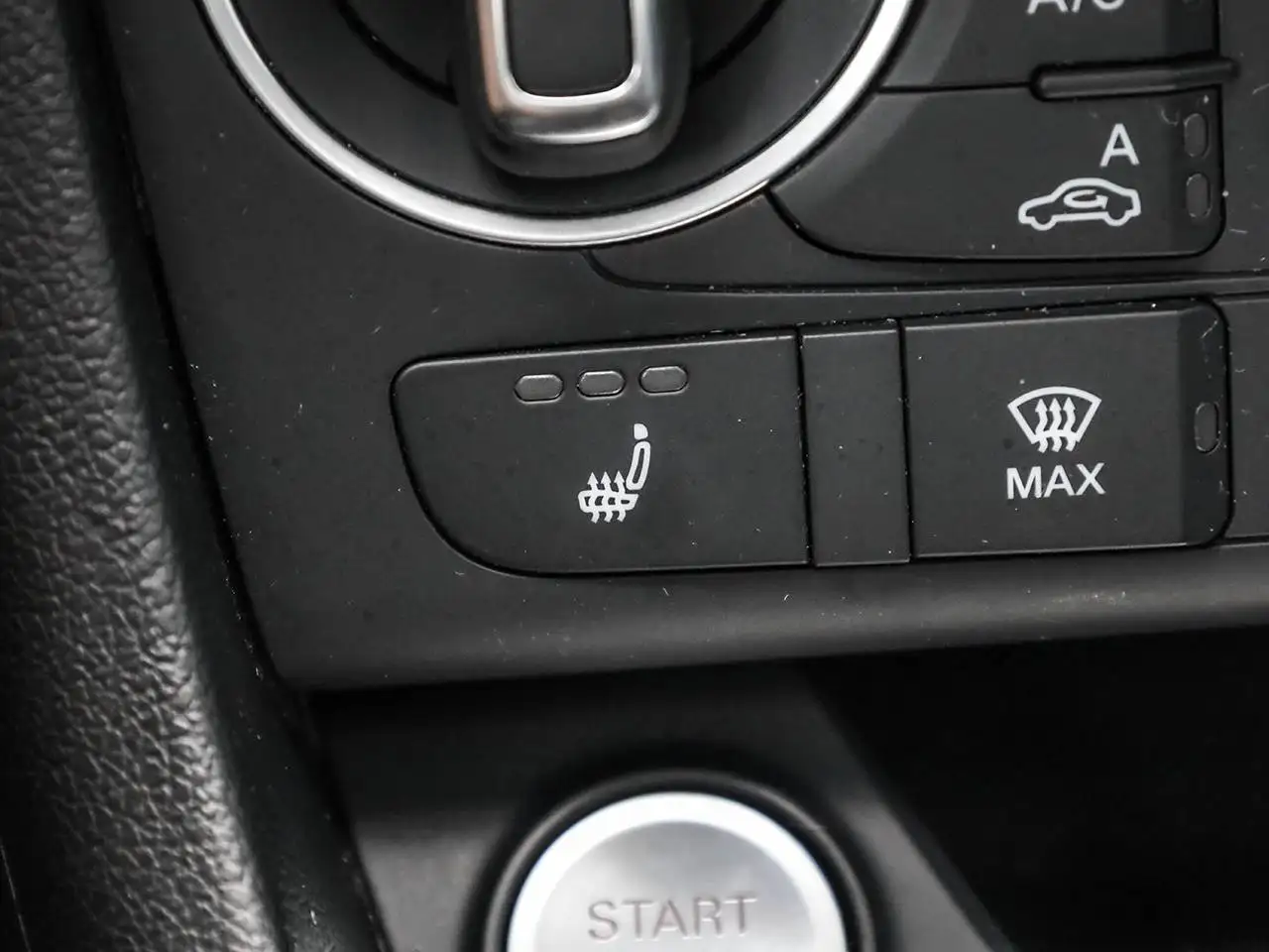 Audi Q3 снимка Audi Q3