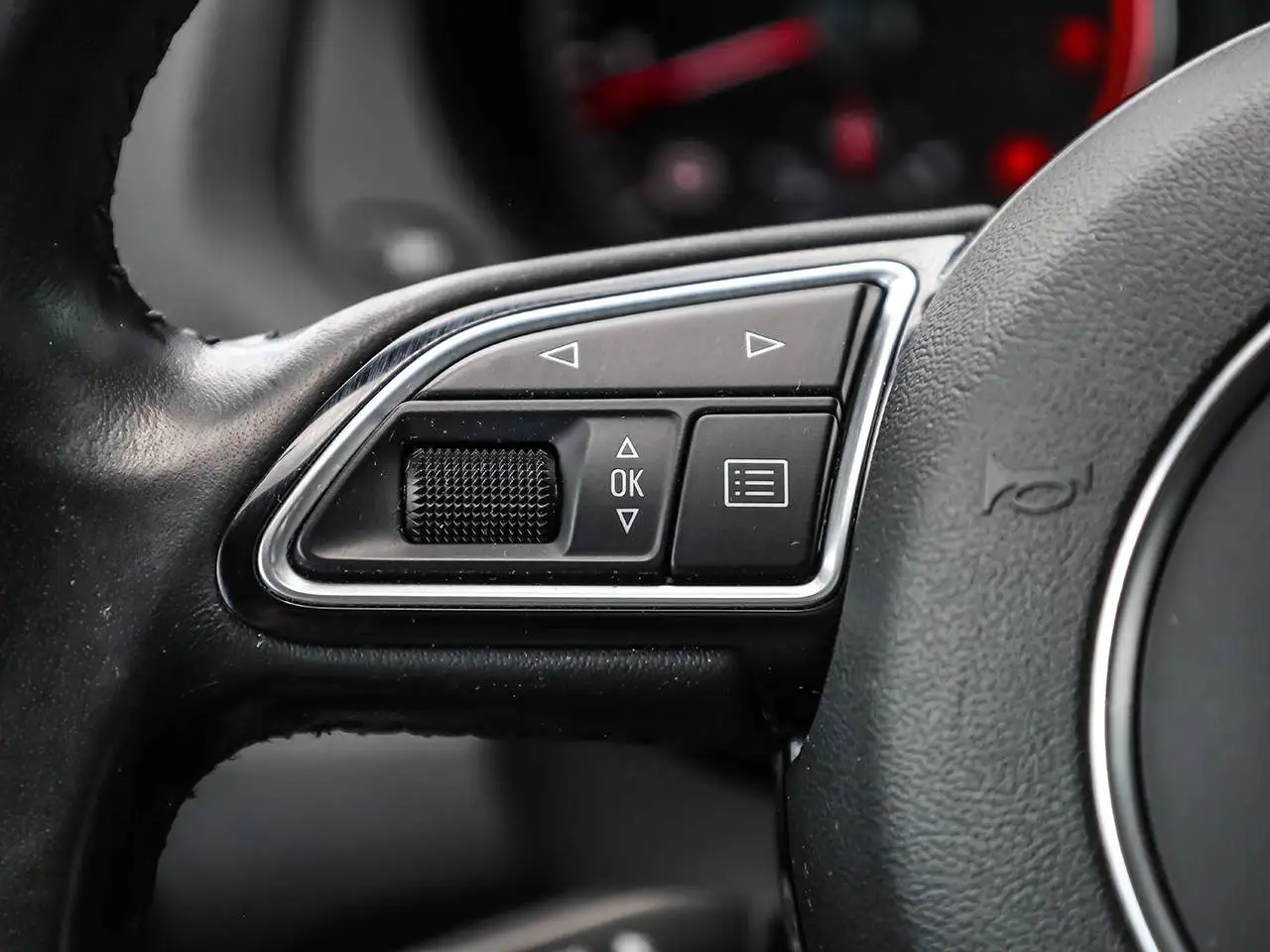 Audi Q3 снимка Audi Q3