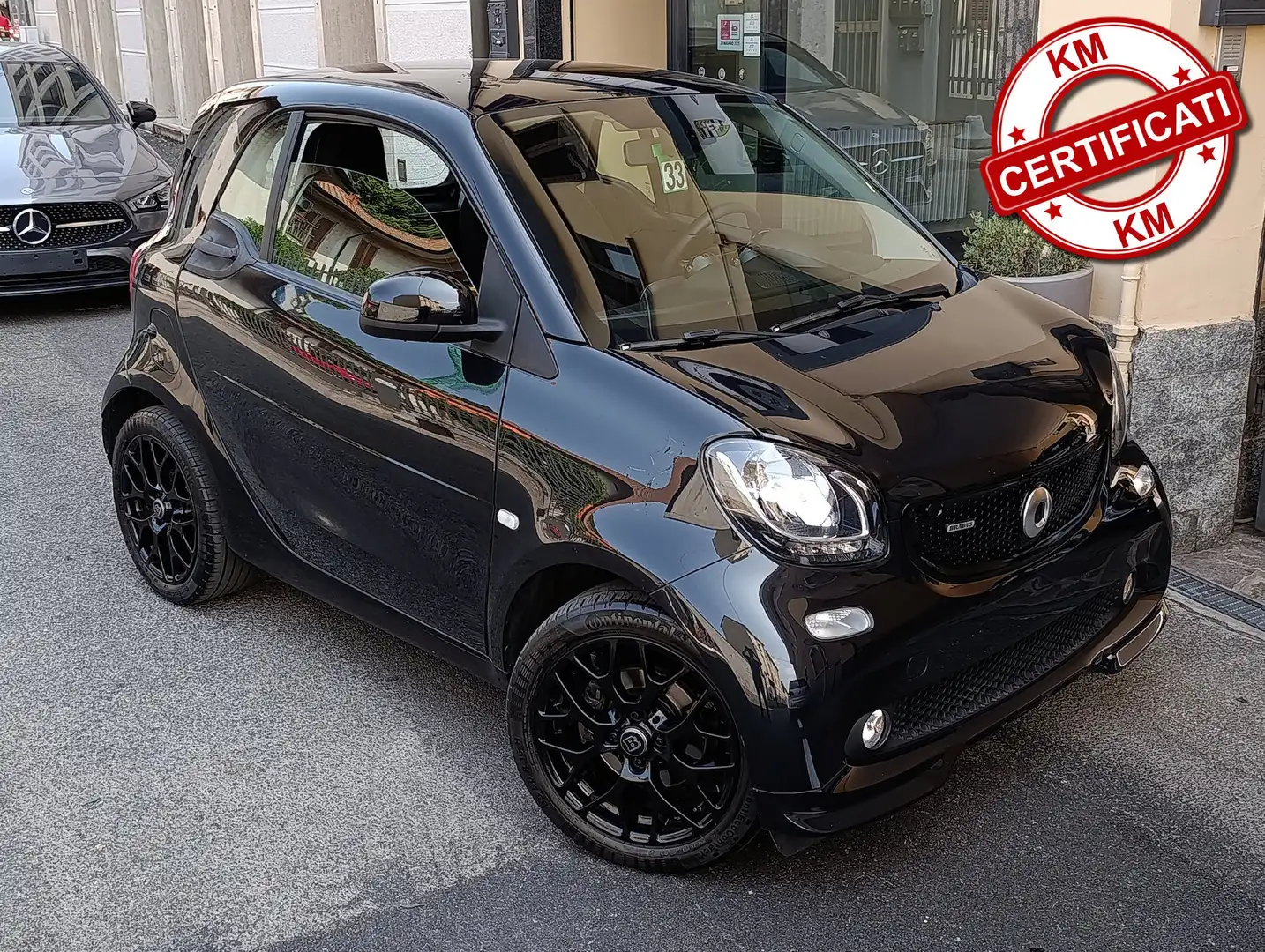smart forTwo 0.9 t Brabus Style 90cv aut. km 30.929 certificati Nero - 1