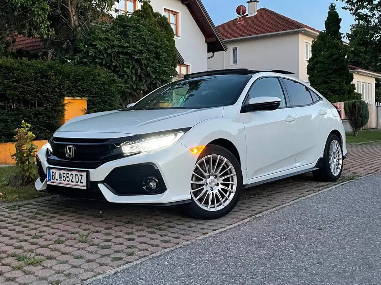 Honda Civic Civic 1,5 VTEC Turbo Sport Plus Blanc - 1