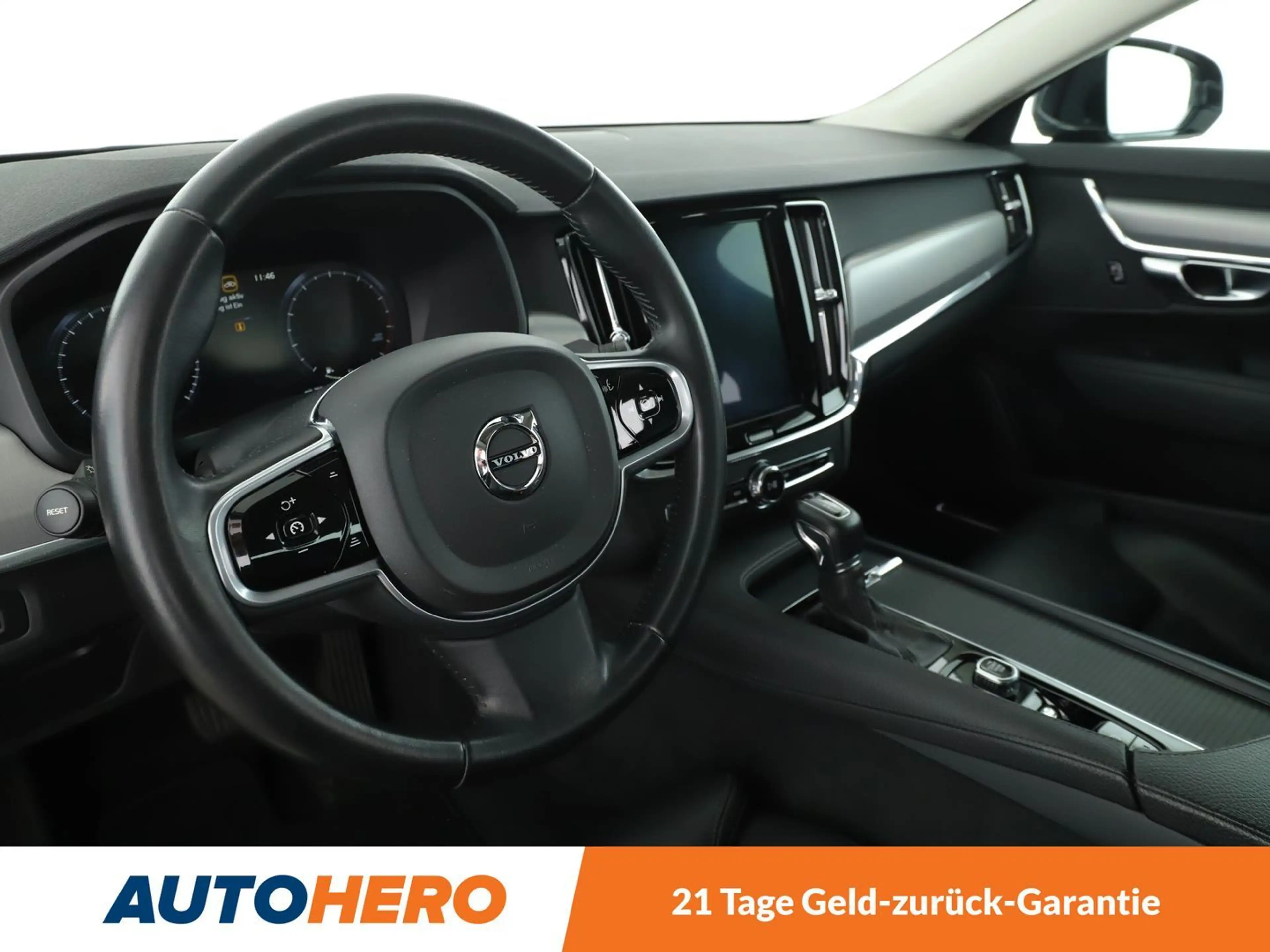 Volvo S90 2.0 T4 Momentum Aut.*NAVI*LED*ACC*CAM*PDC*SHZ* — photo 11