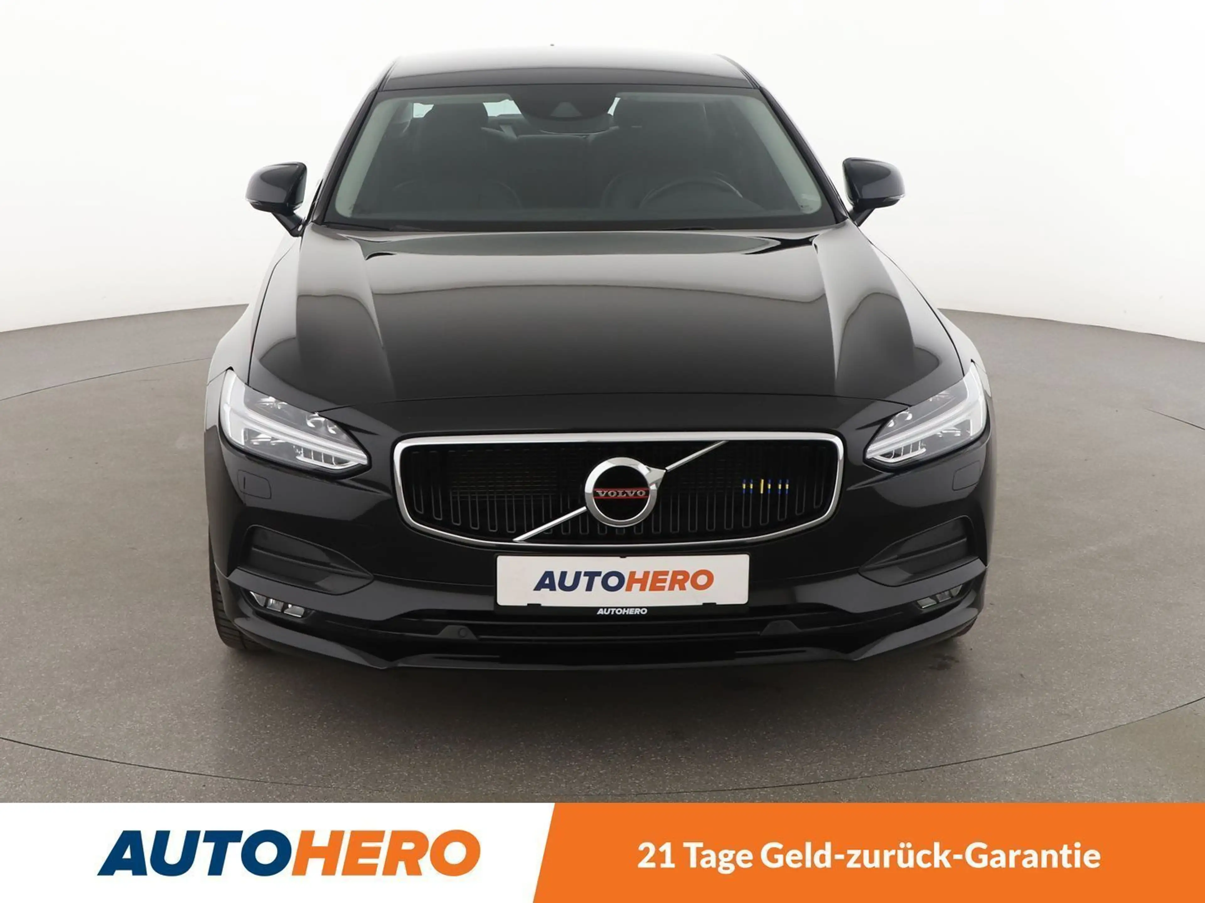 Volvo S90 2.0 T4 Momentum Aut.*NAVI*LED*ACC*CAM*PDC*SHZ* — photo 9