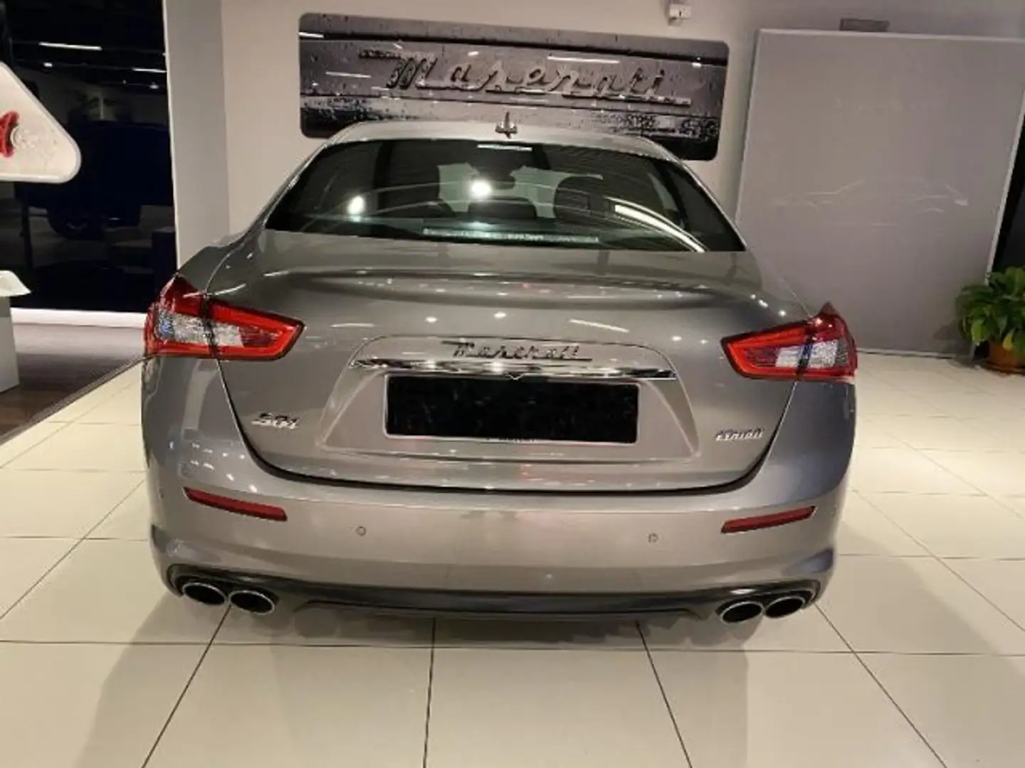 Maserati Ghibli V6 S Q4 Grau - 2