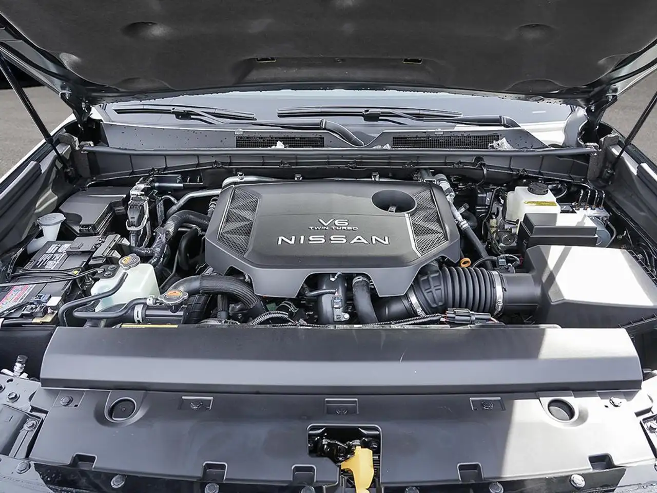 Nissan Armada снимка Nissan Armada