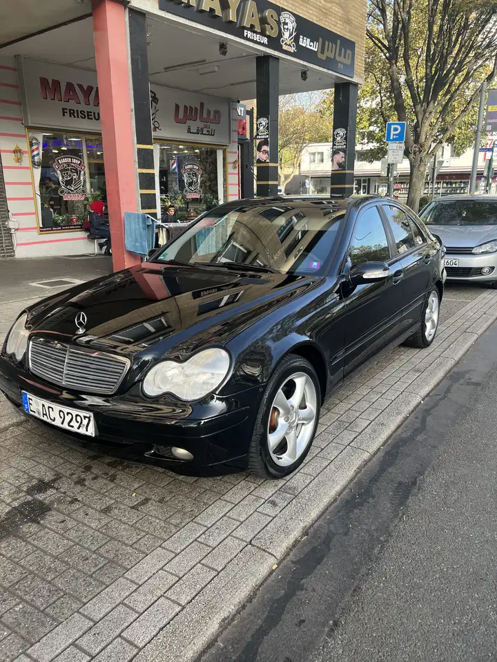 Mercedes-Benz C 180