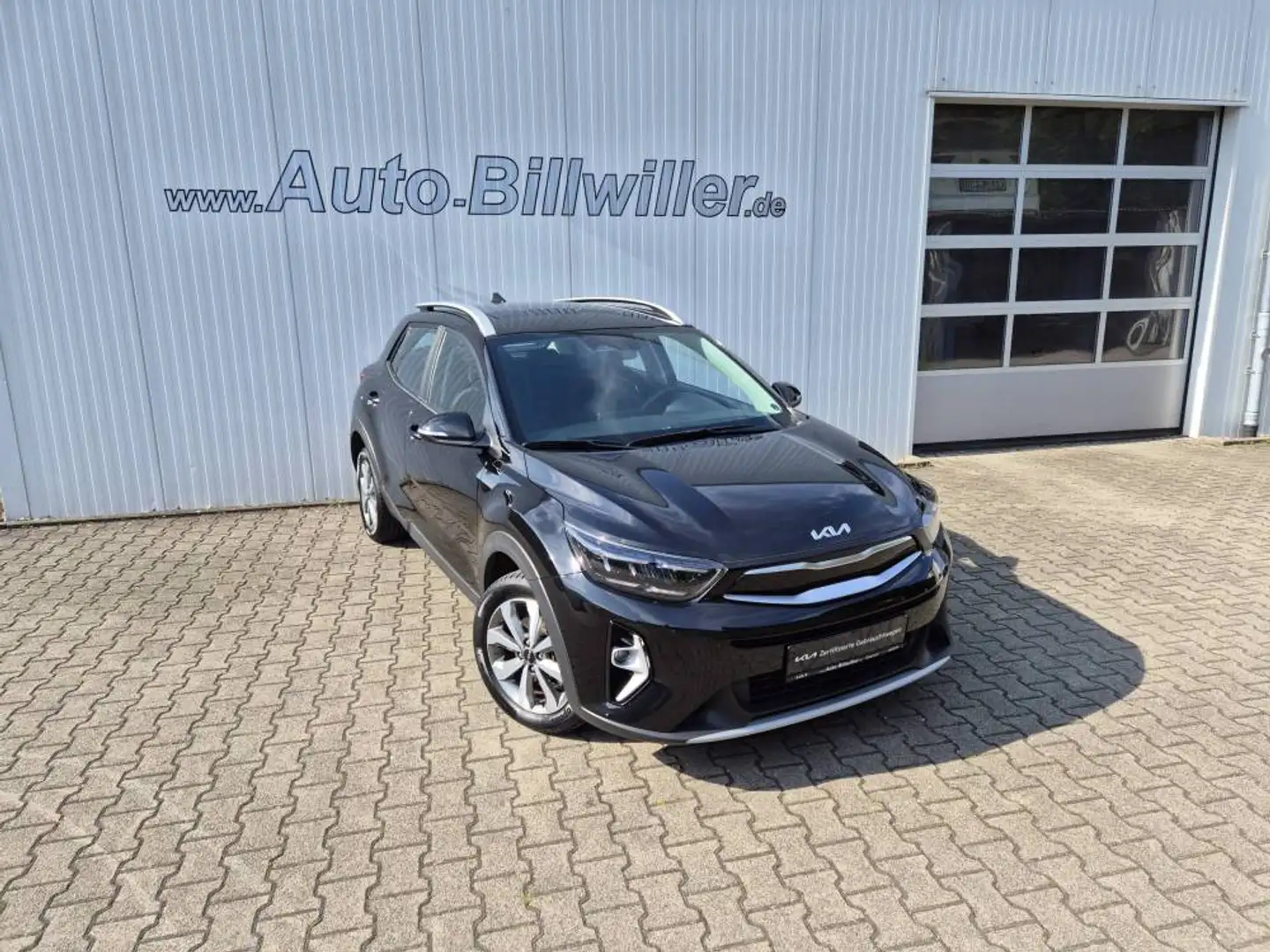 Kia Stonic 1.0 T-GDI ISG DCT7 Vision LED Navi Schwarz - 1