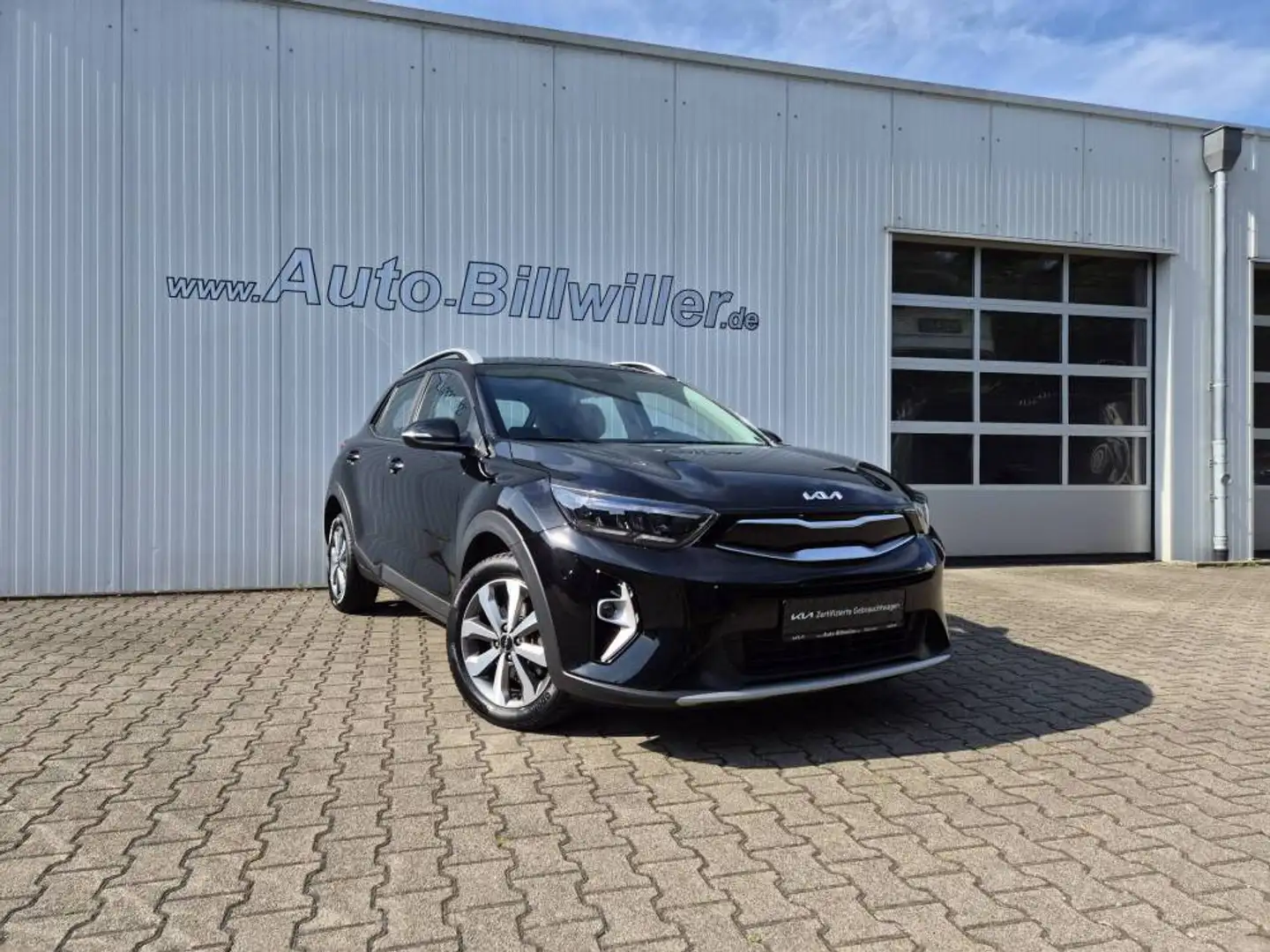 Kia Stonic 1.0 T-GDI ISG DCT7 Vision LED Navi Schwarz - 2