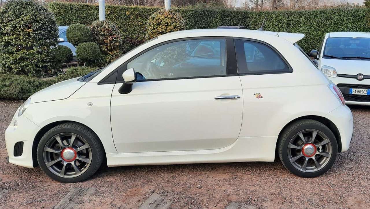 Abarth 500 500 1.4 16v t. t-jet Custom 135cv E6