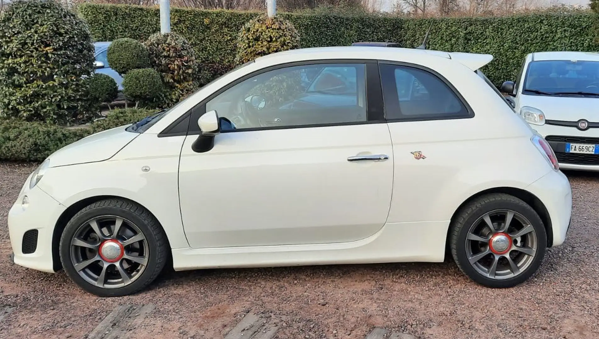 Abarth 500 500 1.4 16v t. t-jet Custom 135cv E6 Bianco - 1