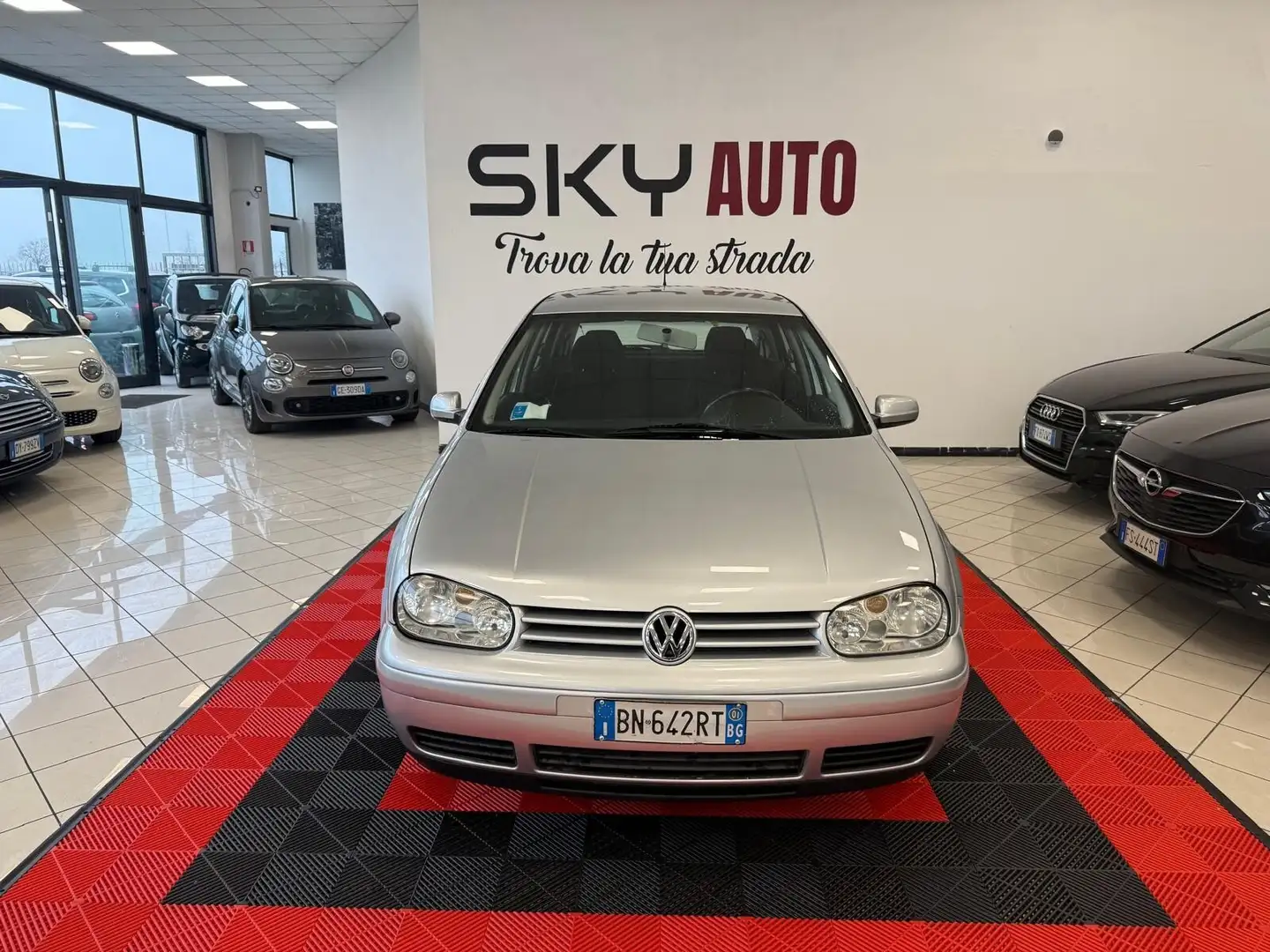 Volkswagen Golf 1.6 16V cat 5 porte Highline Argento - 1