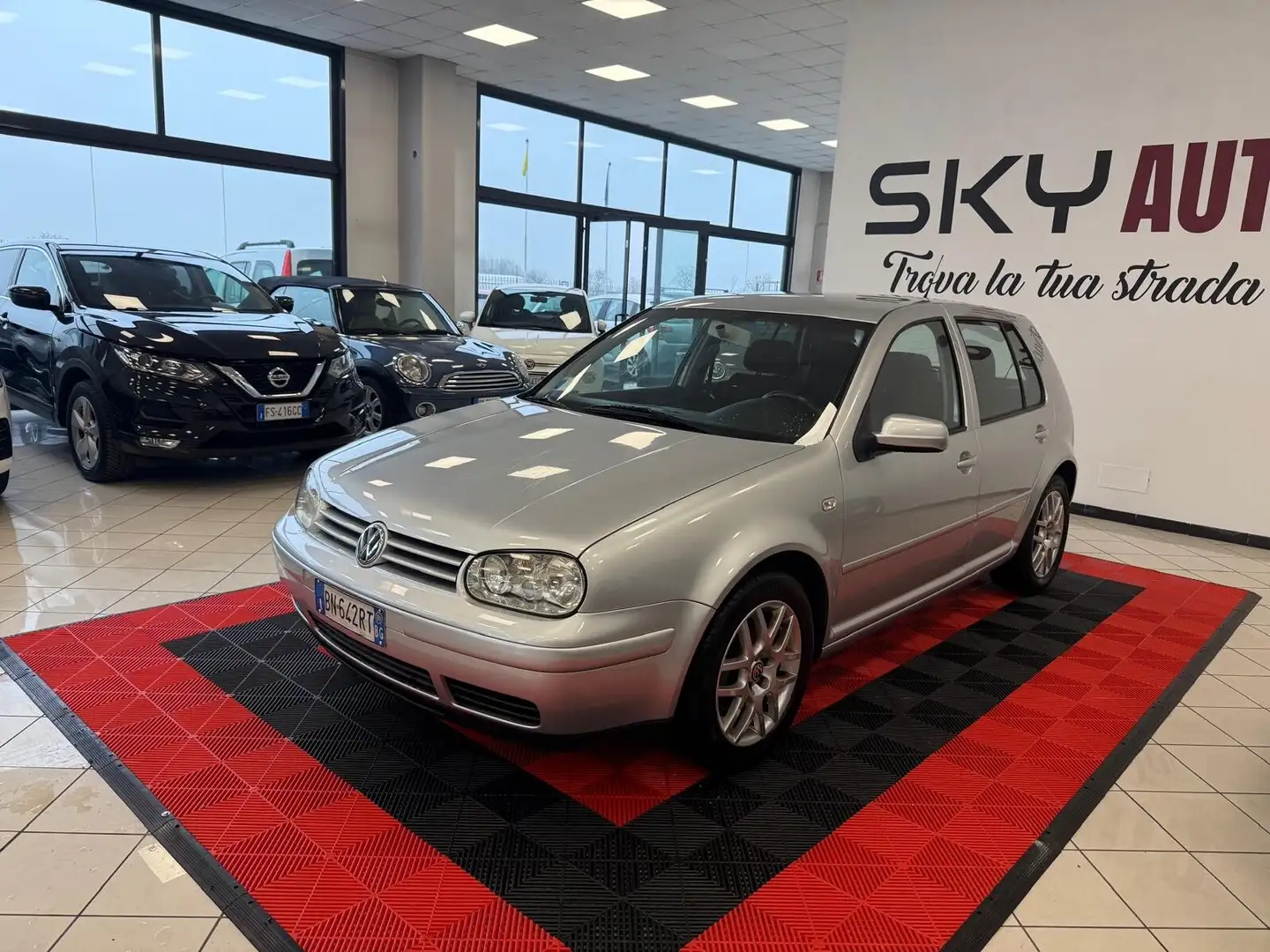 Volkswagen Golf 1.6 16V cat 5 porte Highline Argento - 2