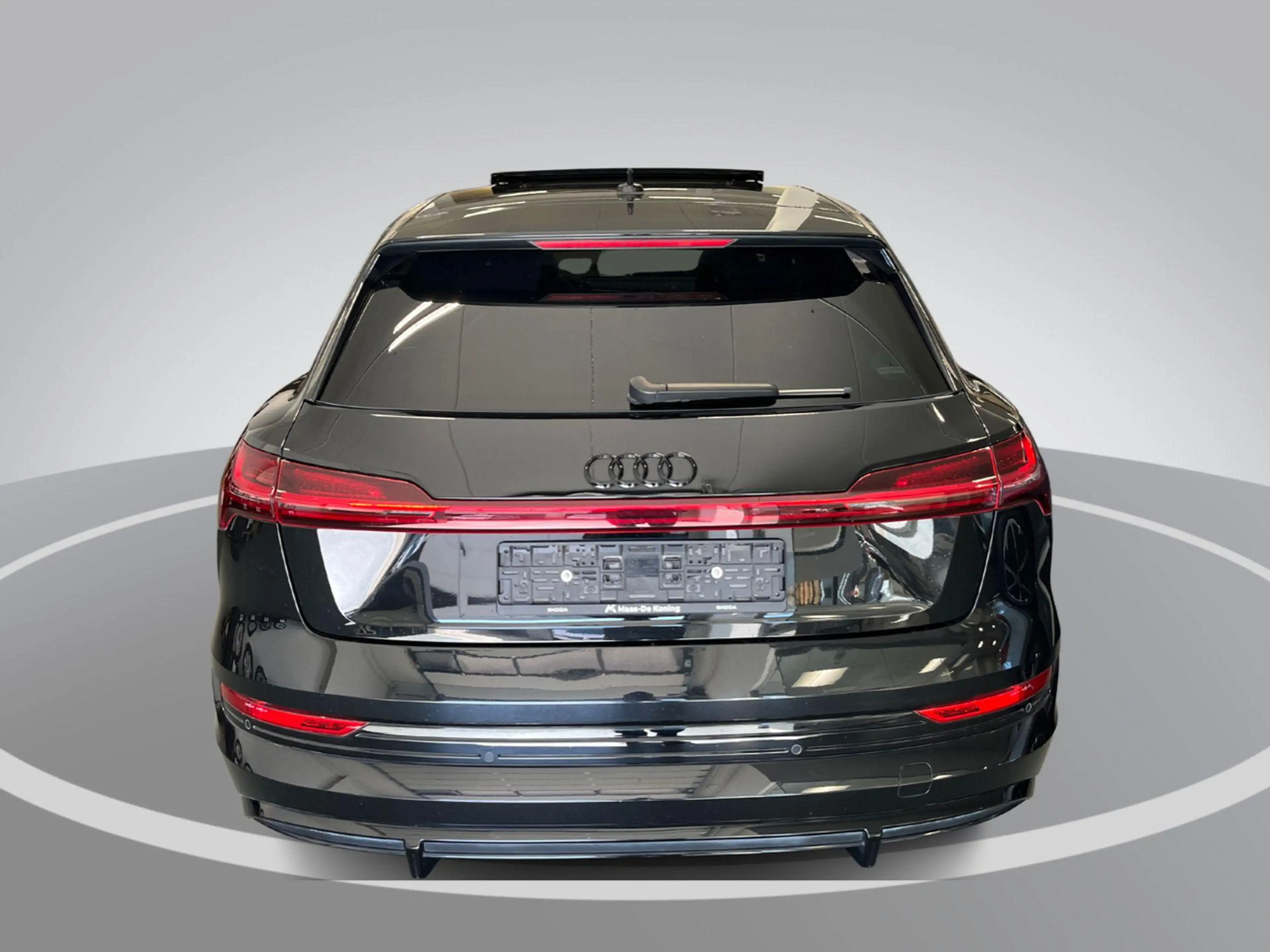 Audi e-tron 55 408pk Quattro S Edition 95 kWh · Panoramadak · — photo 5