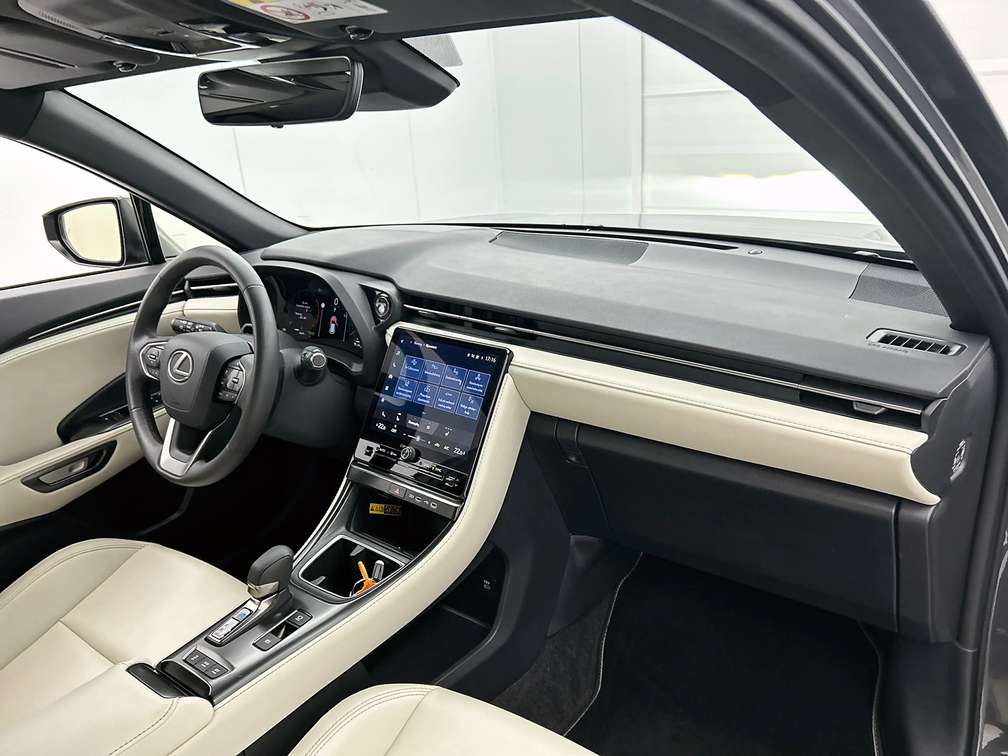 Lexus LBX Elegant 2WD | Tech Pack | Stoelverwarming | Stuurv — photo 6