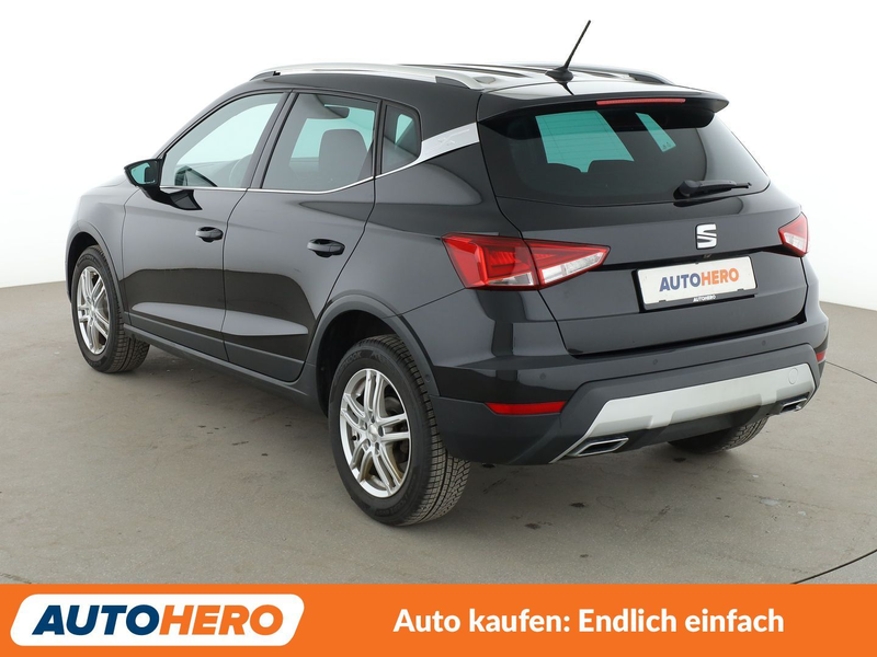SEAT Arona 1.5 TSI ACT FR*NAVI*LED*TEMPO* — photo 4