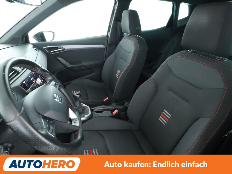 SEAT Arona 1.5 TSI ACT FR*NAVI*LED*TEMPO* — photo 10