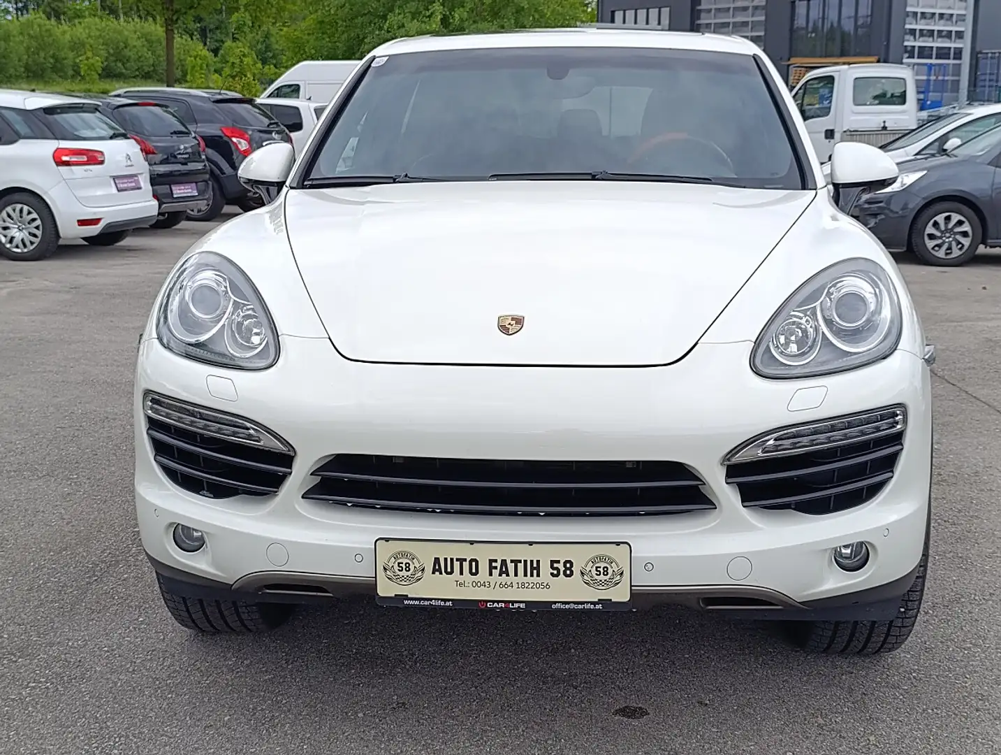 Porsche Cayenne II S Hybrid PHEV Aut. Schwarz - 2