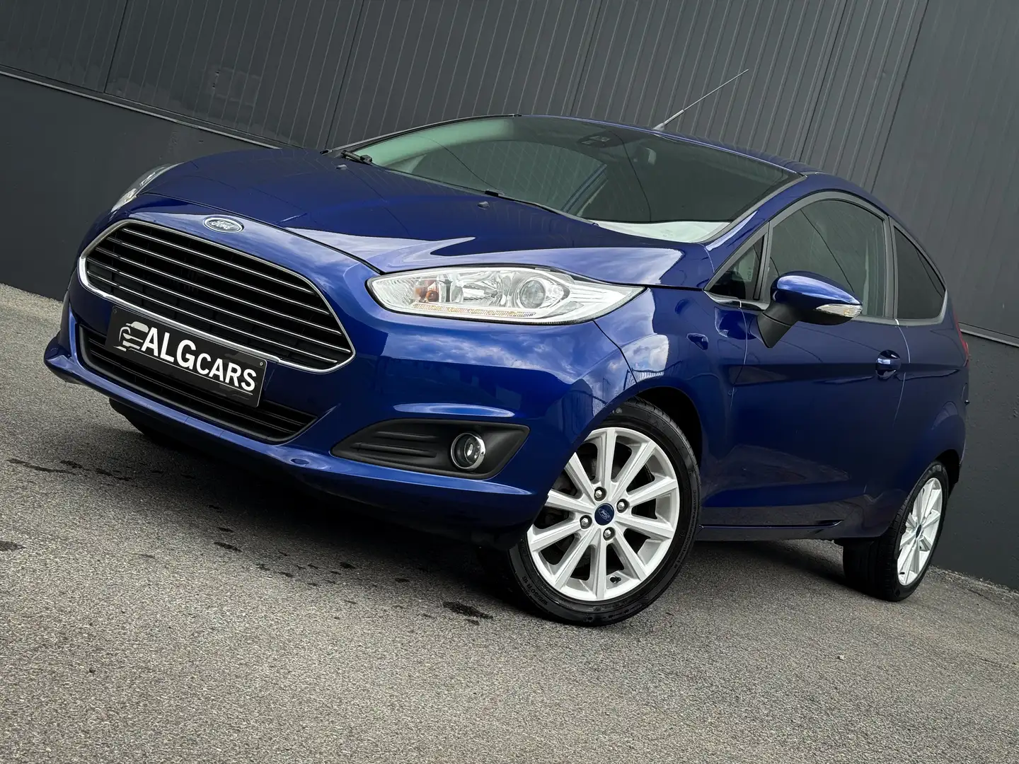 Ford Fiesta Fiesta 1.0 EcoBoost SYNC Edition Bleu - 2