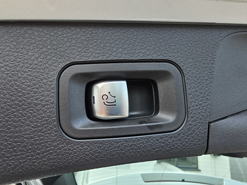 Mercedes-Benz C 200 d T AMG Line LED LEDER NAVI AHK AUS 2.HAND — photo 12