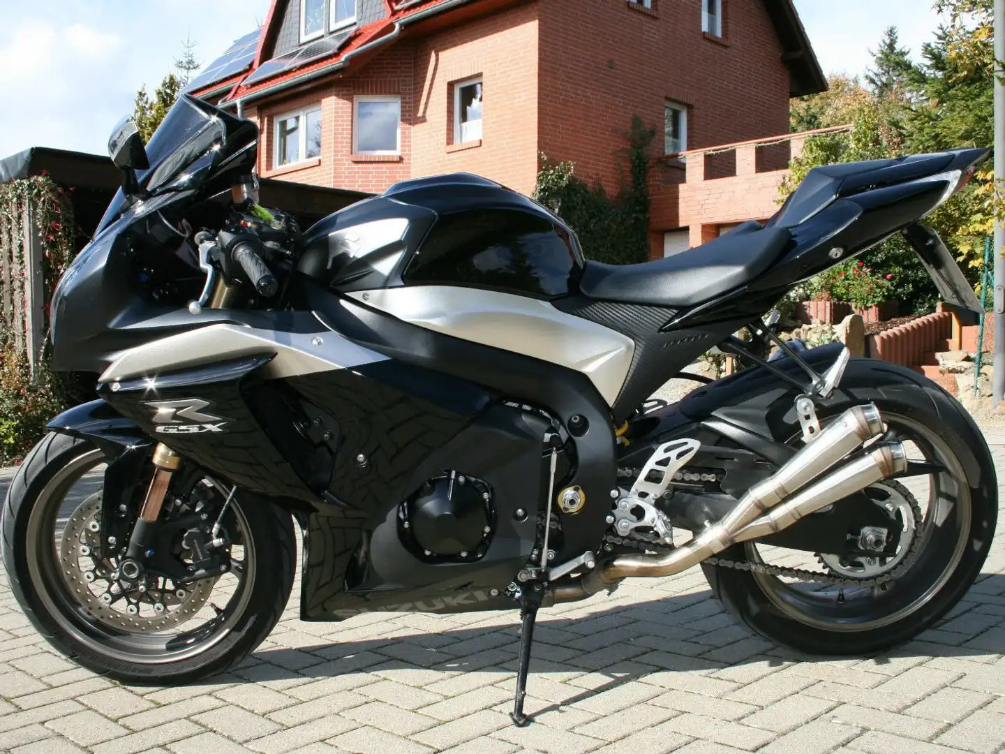 Suzuki GSX-R 1000 K9 Чорний - 1