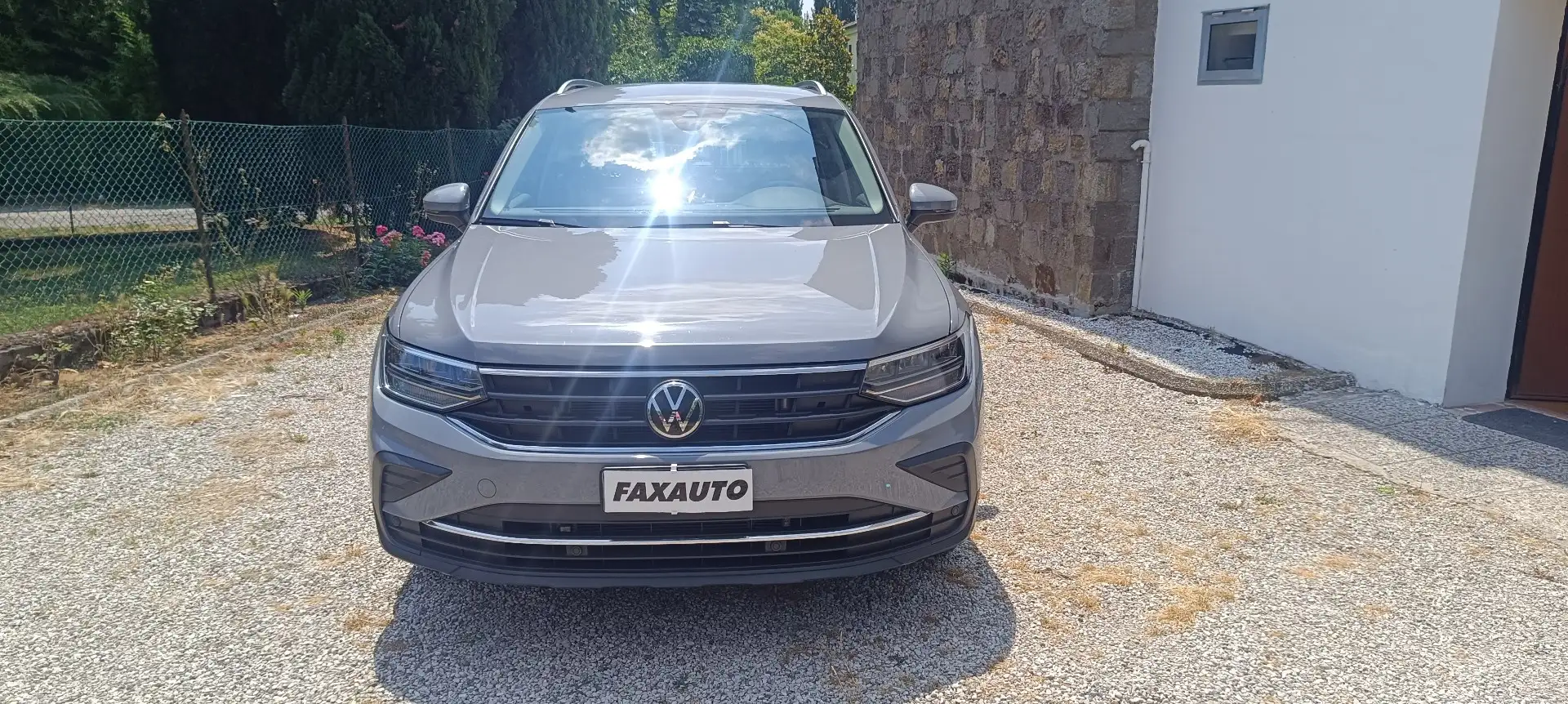 Volkswagen Tiguan Tiguan II 2021 1.5 tsi Life 150cv dsg Gris - 1