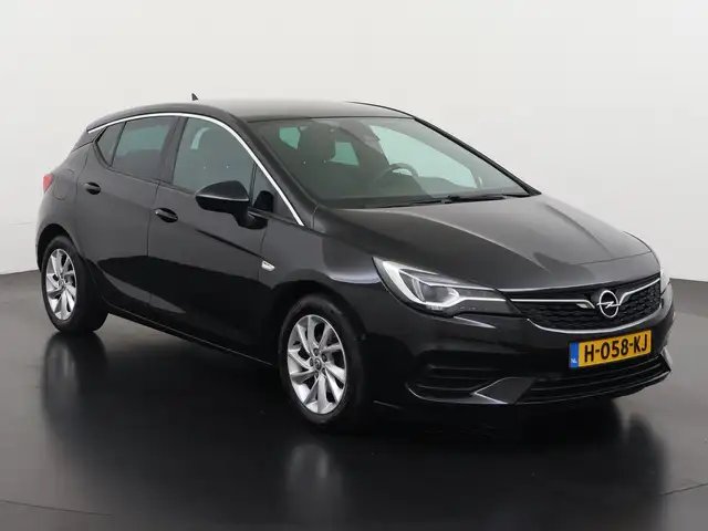 Opel Astra view 30