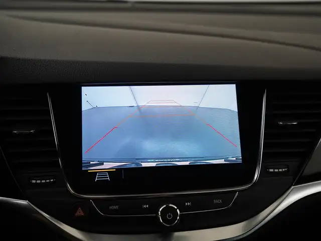 Opel Astra view 18