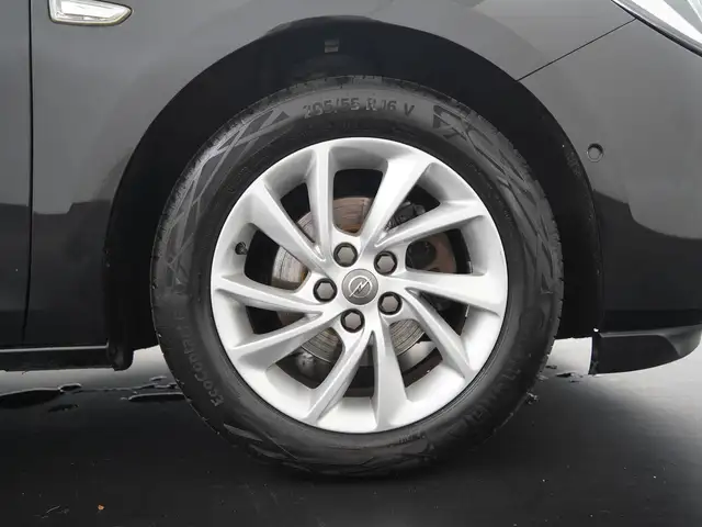 Opel Astra view 25