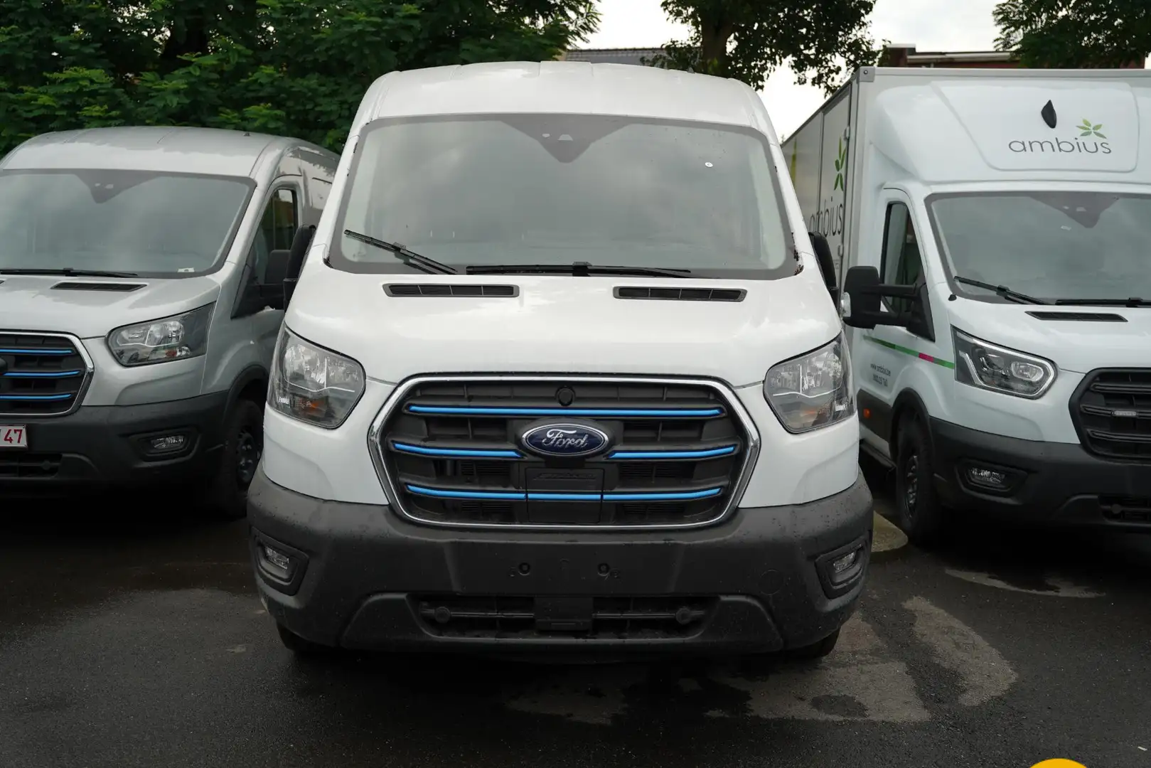 Ford E-Transit 2T 350 L3H2 Trend BEV Ford E-Transit 350L Trend BE Blanc - 2