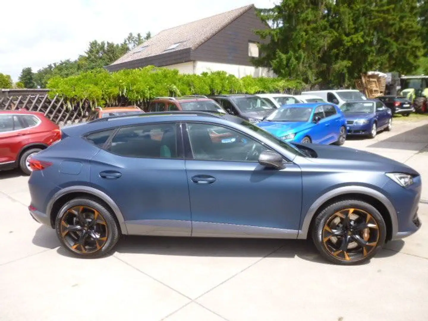CUPRA Formentor 2,0VZ 4Drive/Navi/SitzHei/Leder/Kamera Blau - 2