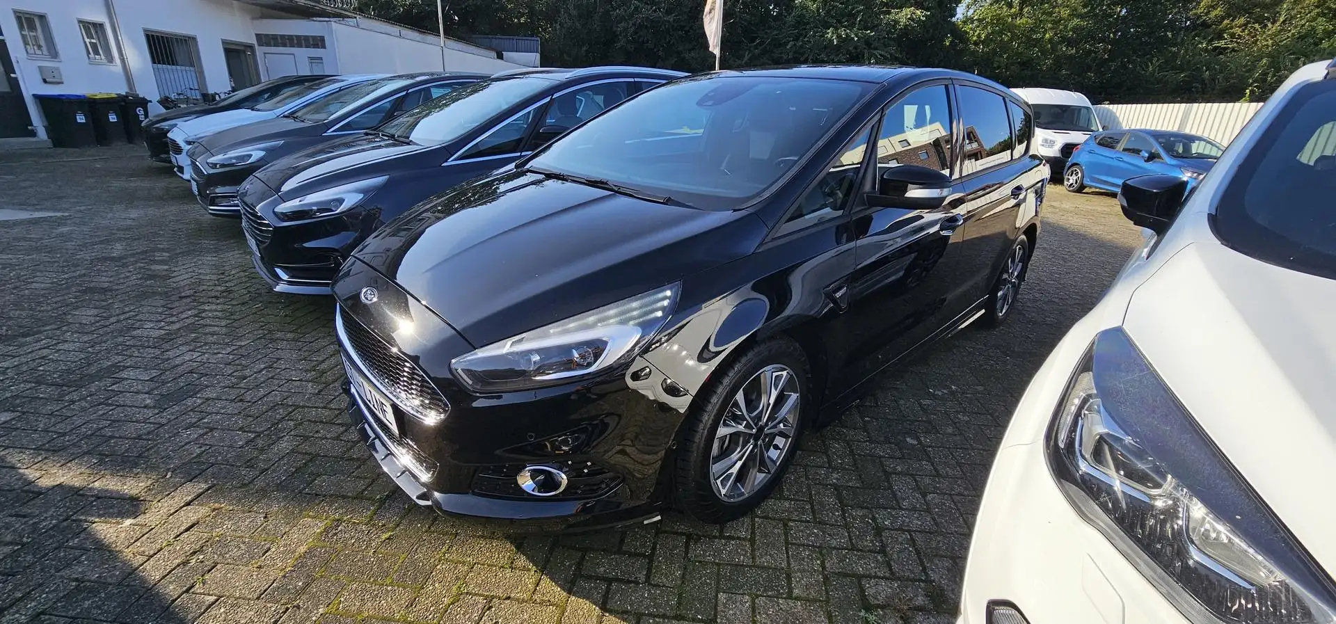Ford S-Max 2.0 EcoBlue Bi-Turbo Aut. ST-Line ACC Led AHK Came Schwarz - 1