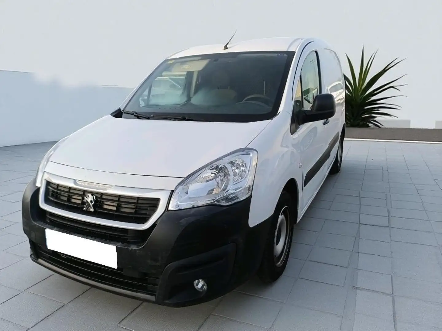 Peugeot Partner Furgón 1.6BlueHDI Confort L1 100 - 2