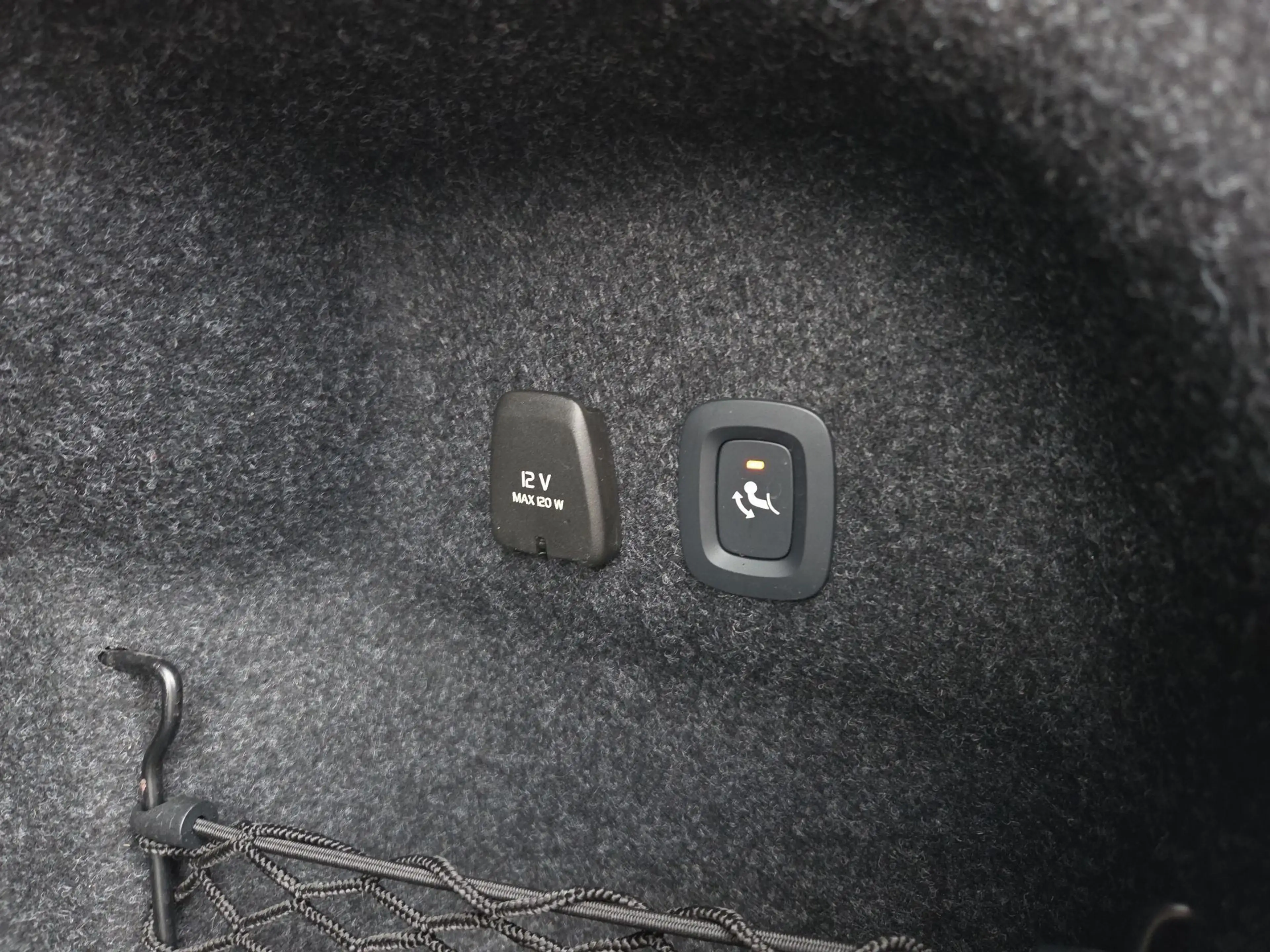 Volvo S60 T8 AWD Recharge PHEV Inscription Geartronic — photo 15