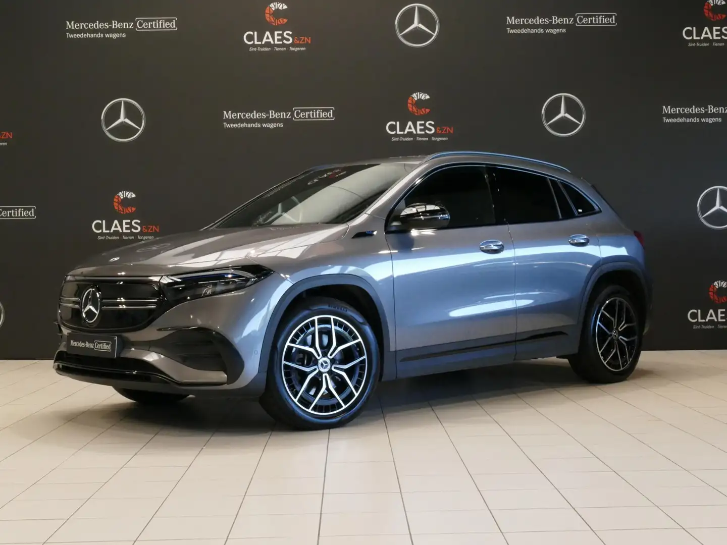 Mercedes-Benz EQA 250 AMG Line DOS 7772 Gris - 1