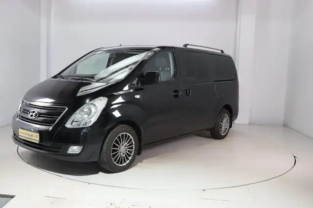 Hyundai H-1 * Standhzg. * Leder 8 Sitze * Travel