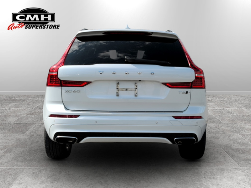 2021 Volvo XC60 T6 AWD R-Design **LOW KMS - CLEAN CF** alt 3