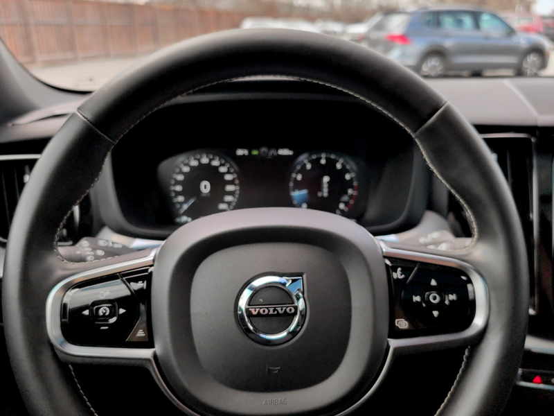 2021 Volvo XC60 T6 AWD R-Design **LOW KMS - CLEAN CF** thumb 15