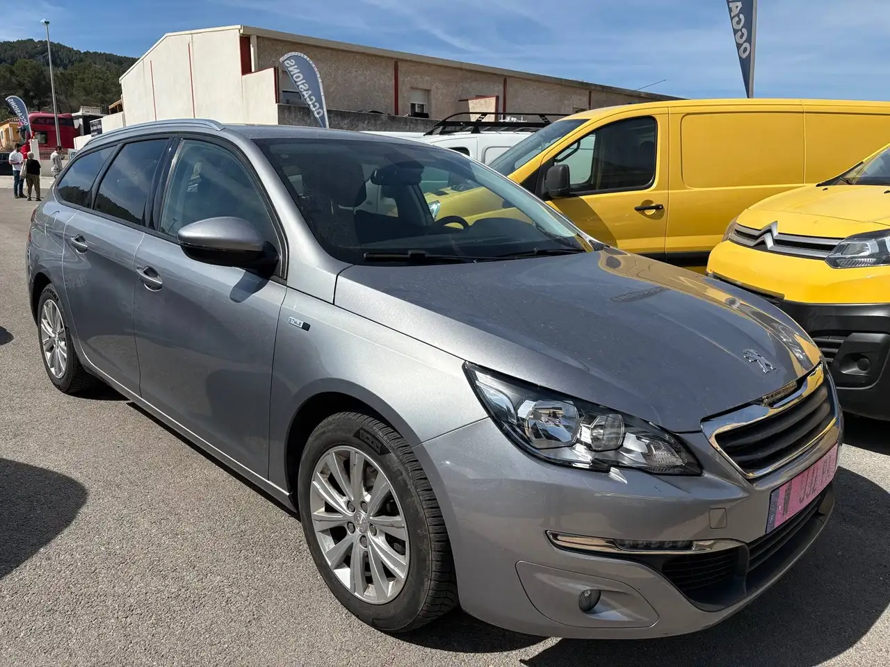 Peugeot 308 II 1.6 BlueHDi 100ch Active Business S\\