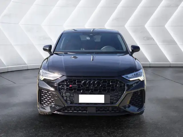 Audi Q3 view 2
