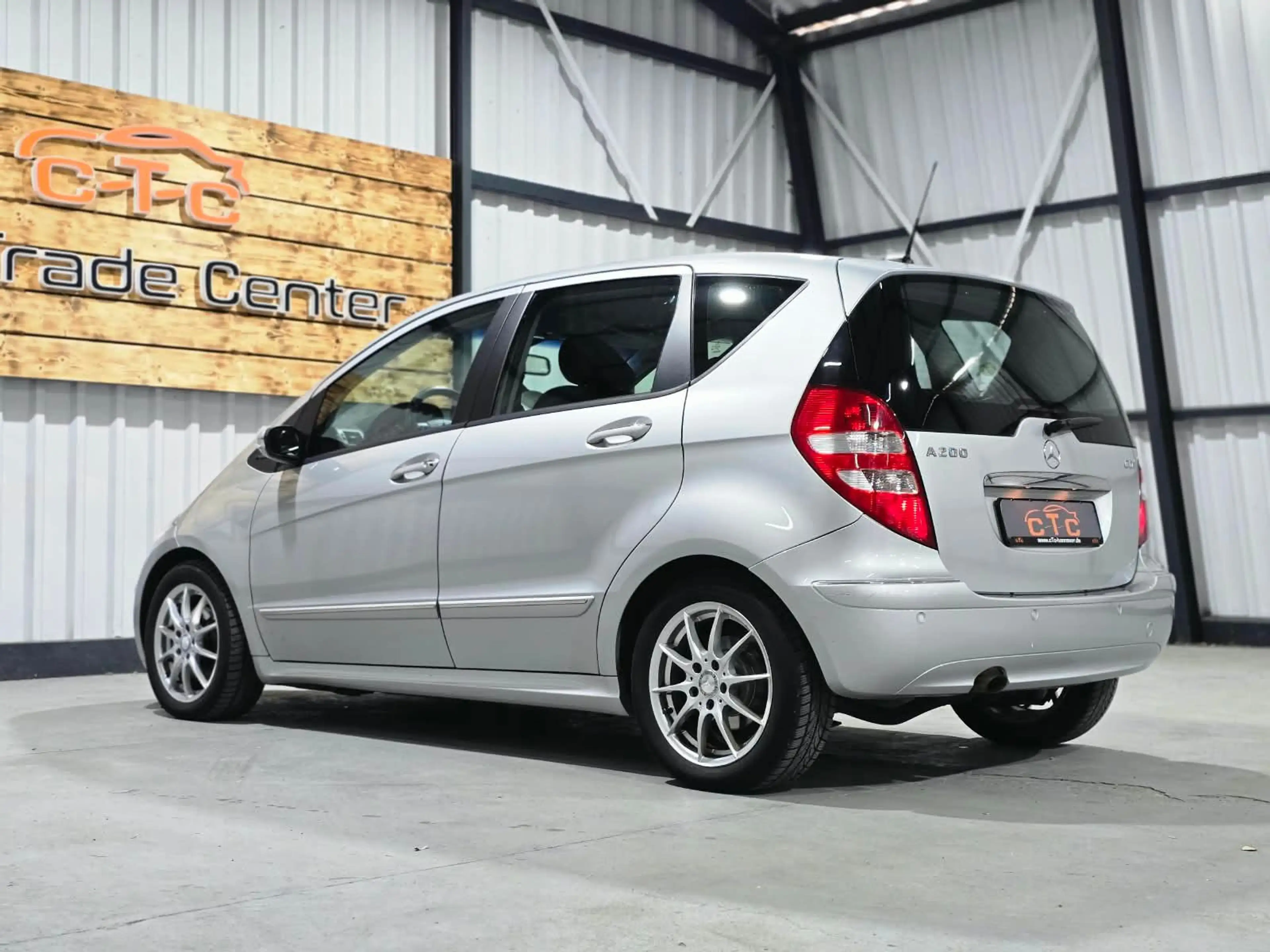 Mercedes-Benz A 200 A200 CDI Elegance/1.Hd/Automatik/Navi/TÜV-NEU — photo 5