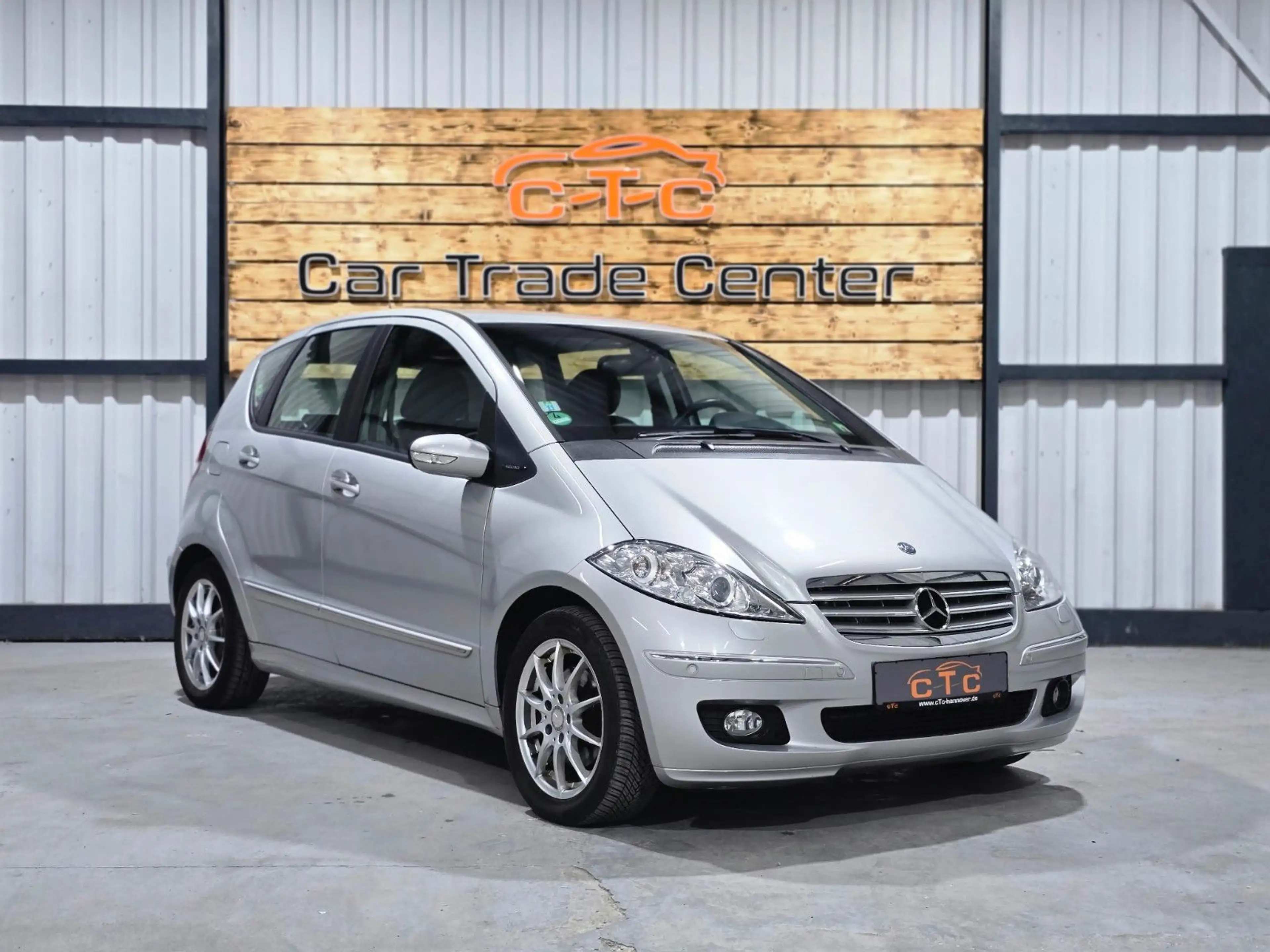 Mercedes-Benz A 200 A200 CDI Elegance/1.Hd/Automatik/Navi/TÜV-NEU — photo 2