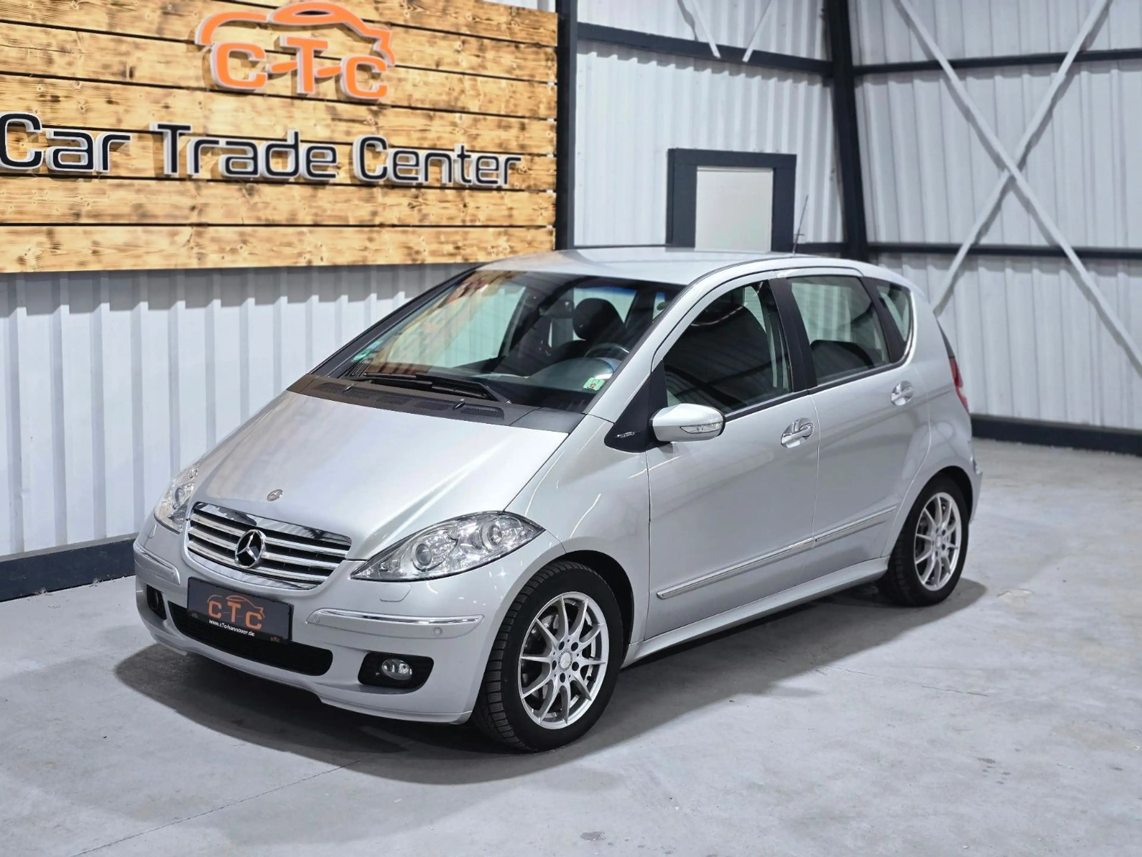 Mercedes-Benz A 200 A200 CDI Elegance/1.Hd/Automatik/Navi/TÜV-NEU — photo 4