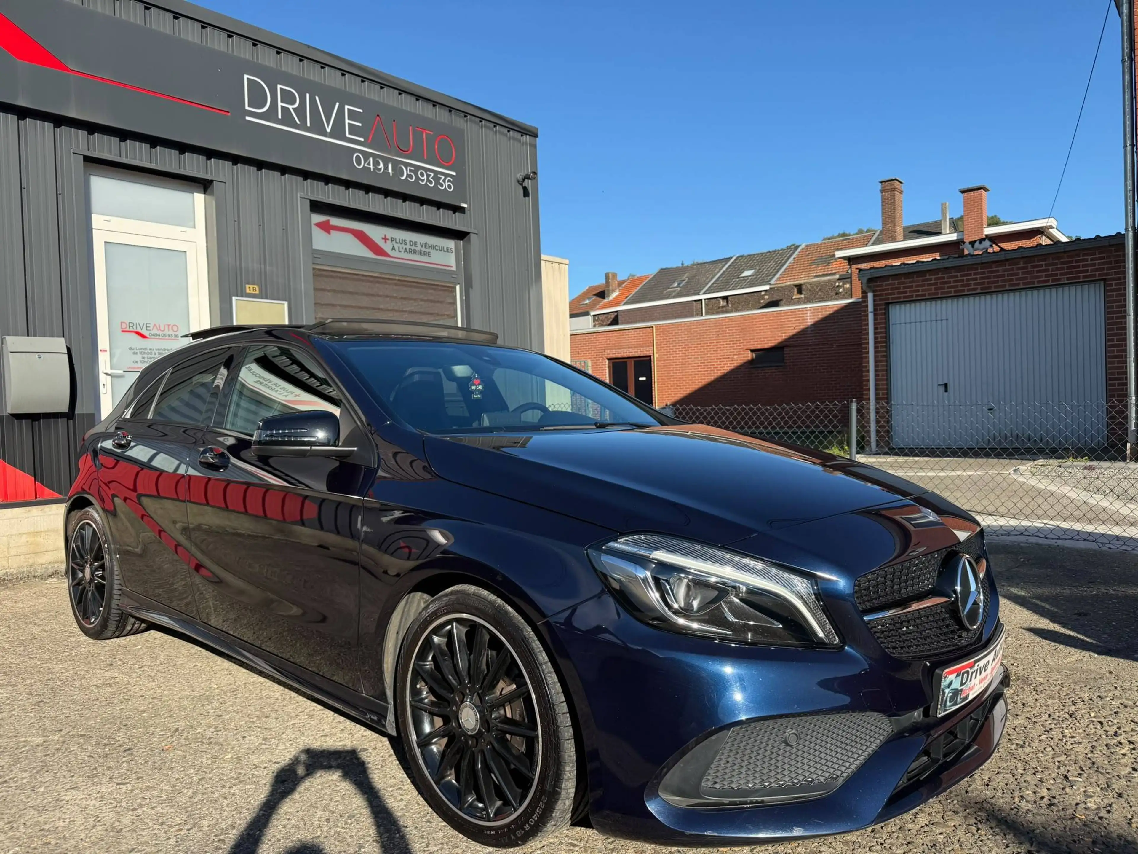 Mercedes-Benz A 180 Pack Amg / Toit Ouvrant / Full Led / Camera / Capteurs / Gps / Airco / Garantie — photo 7