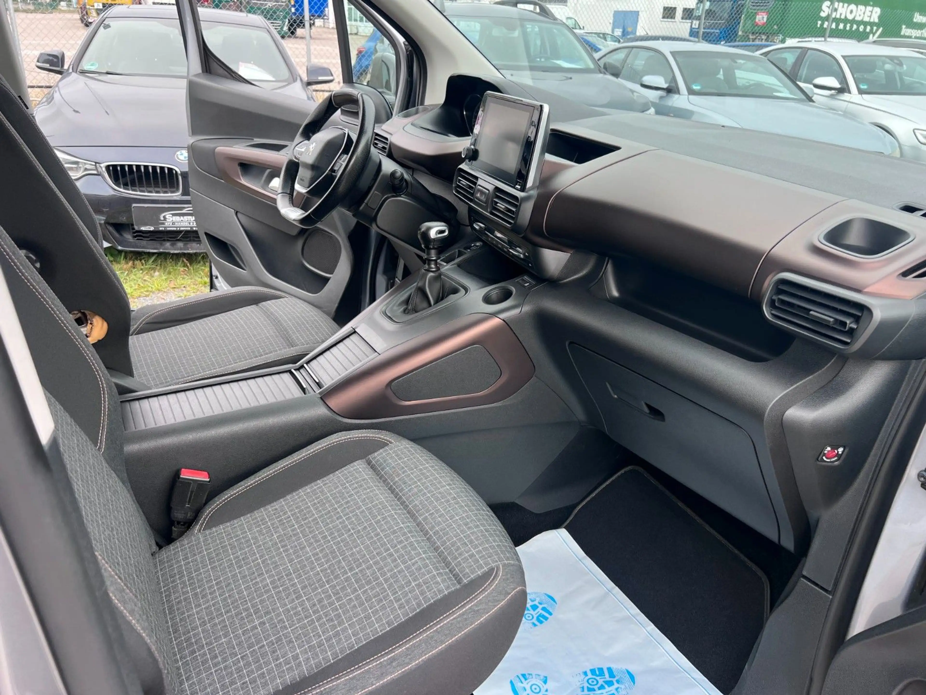 Peugeot Rifter GT Kamera Navi Panorama Tempomat Tüv neu — photo 9